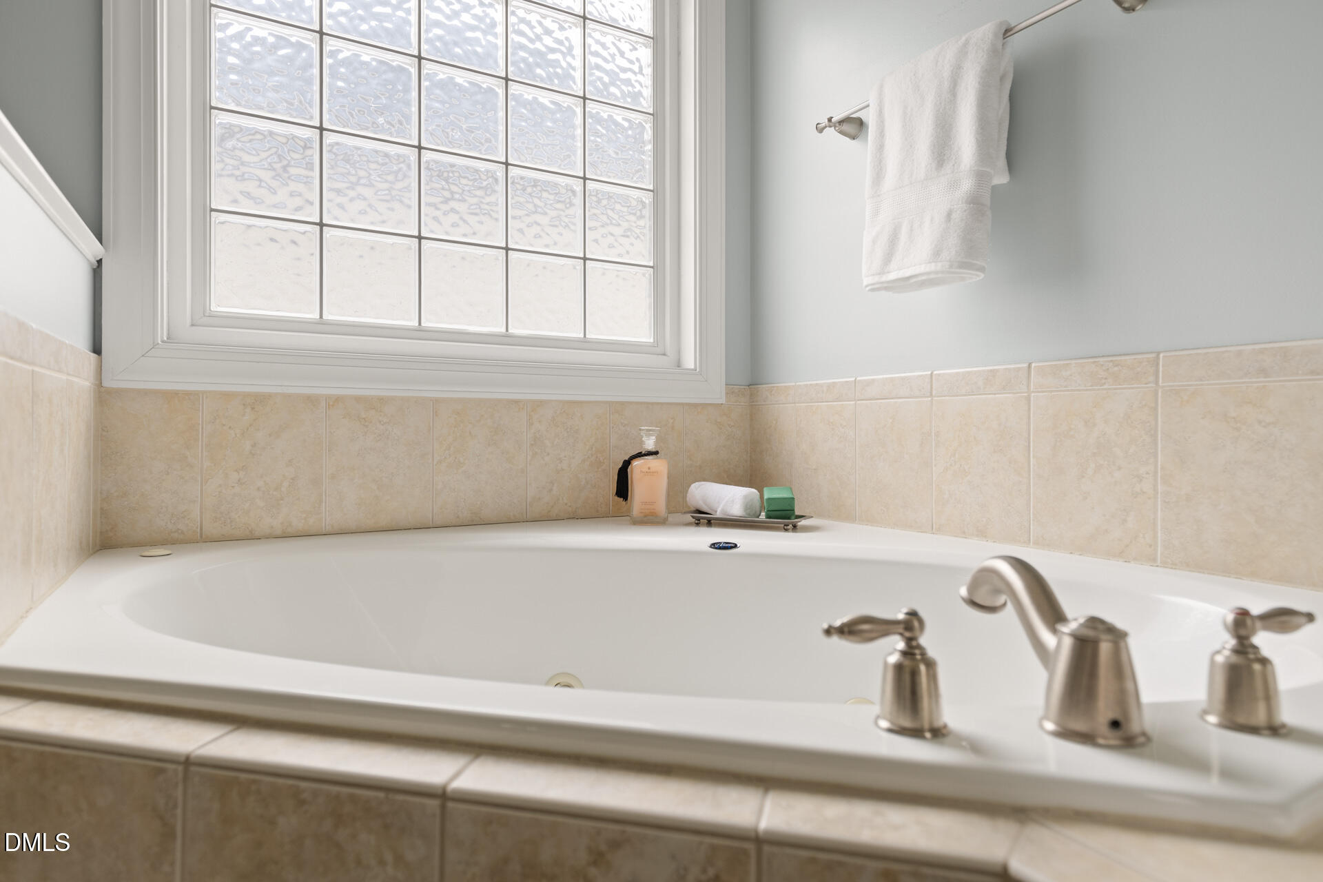 1611 Eagle Lodge Lane