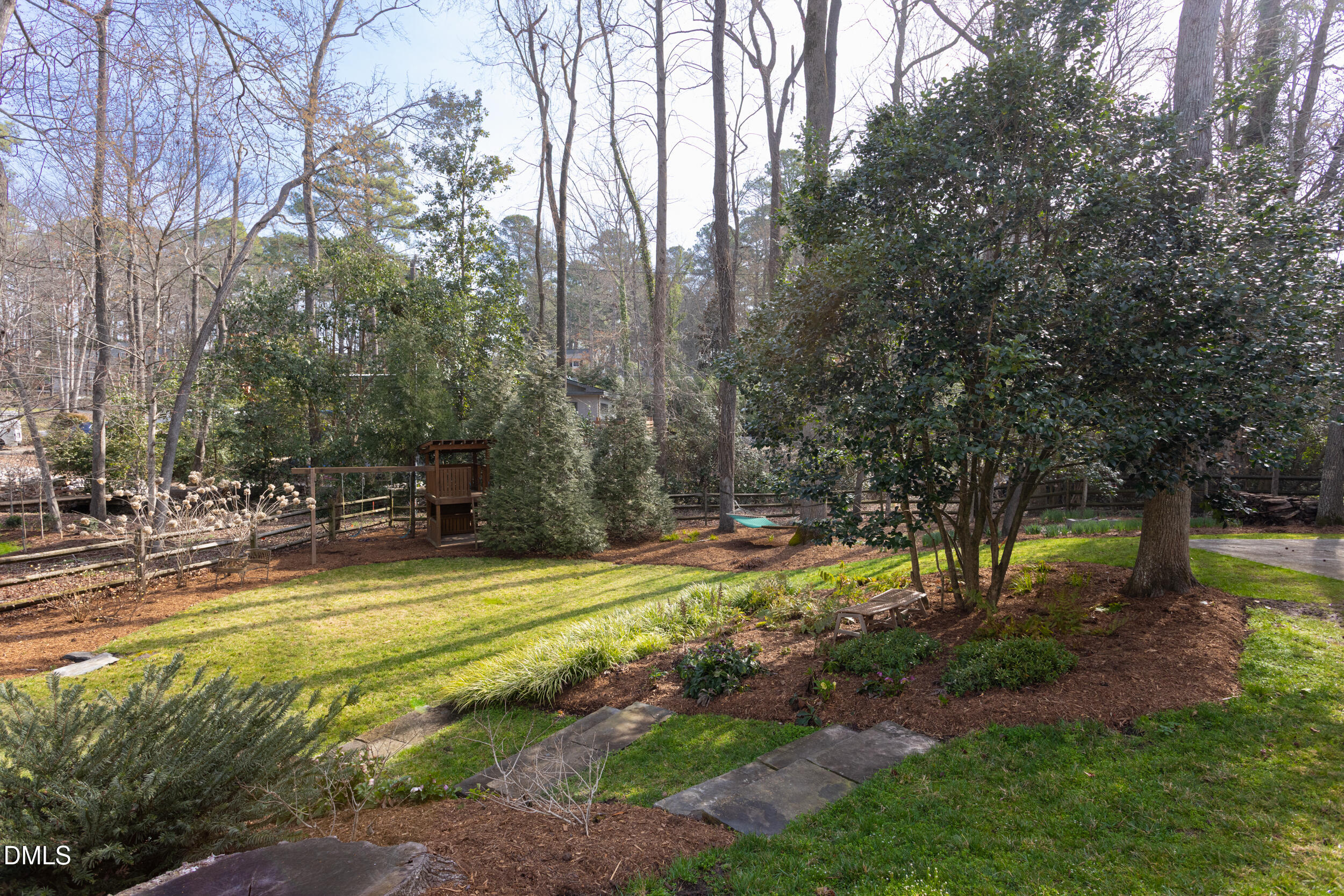 3433 Dover Road