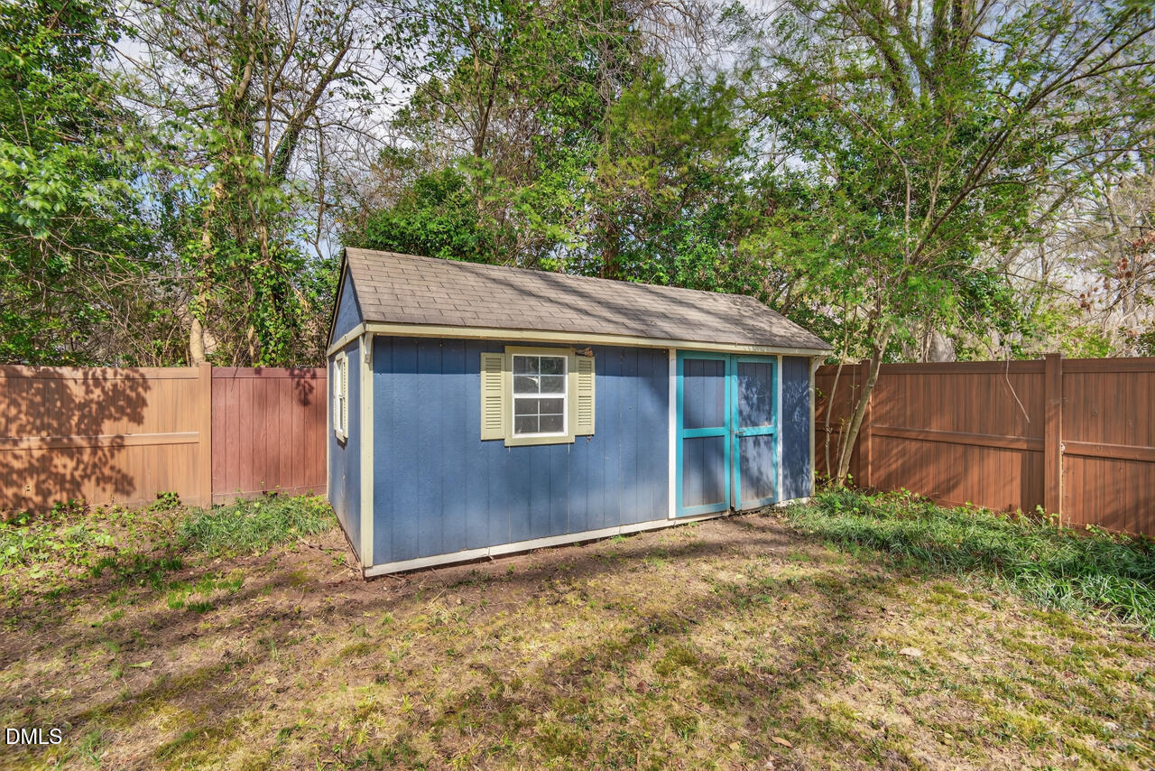 2020 Pershing Street