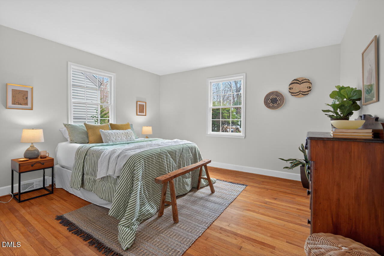 2020 Pershing Street