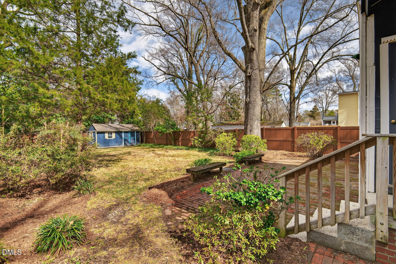 2020 Pershing Street