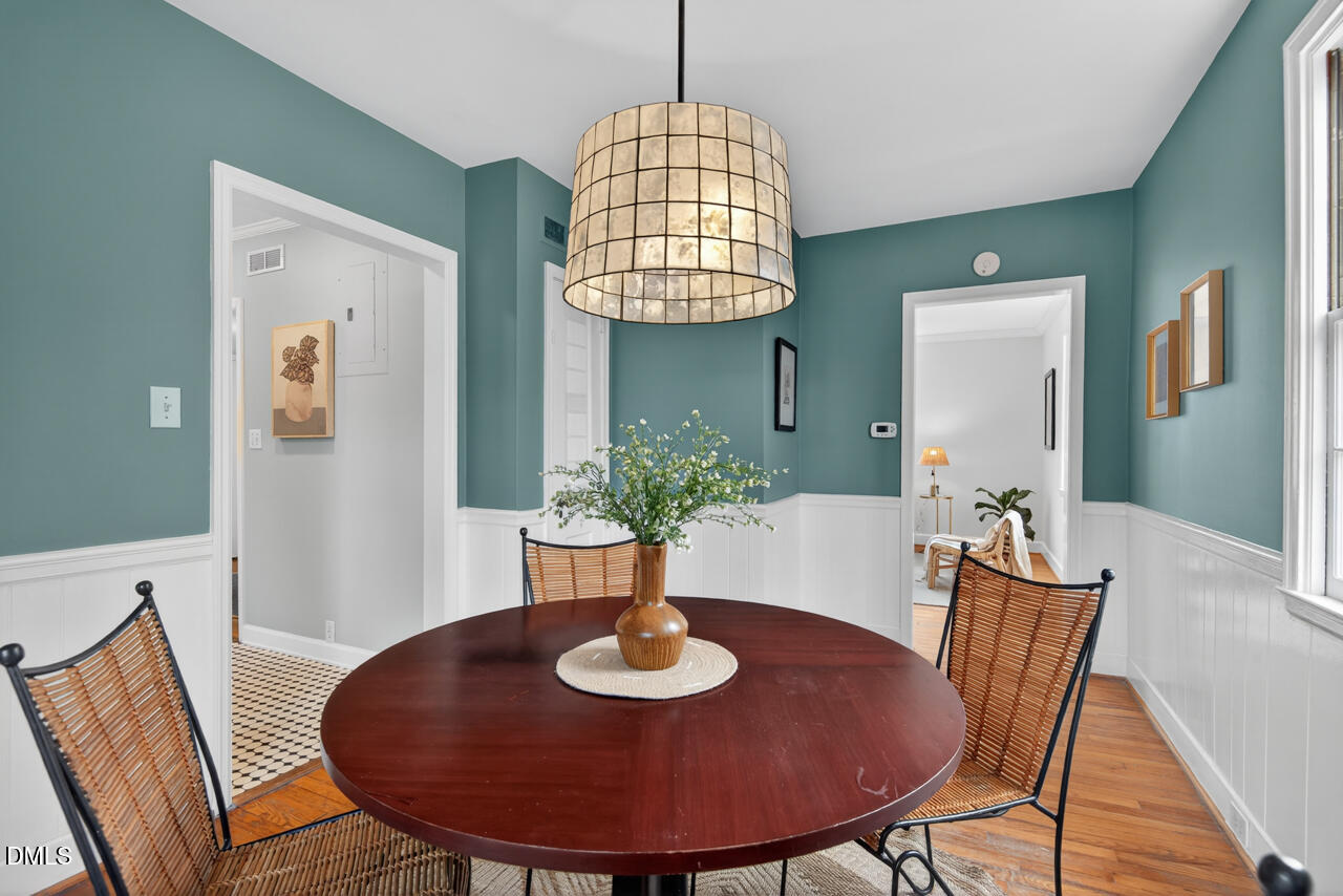 2020 Pershing Street