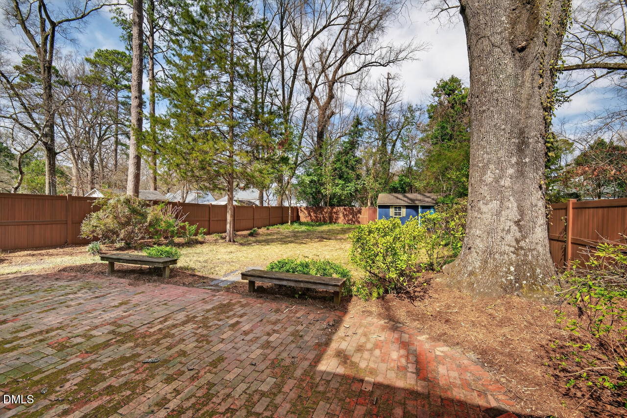 2020 Pershing Street