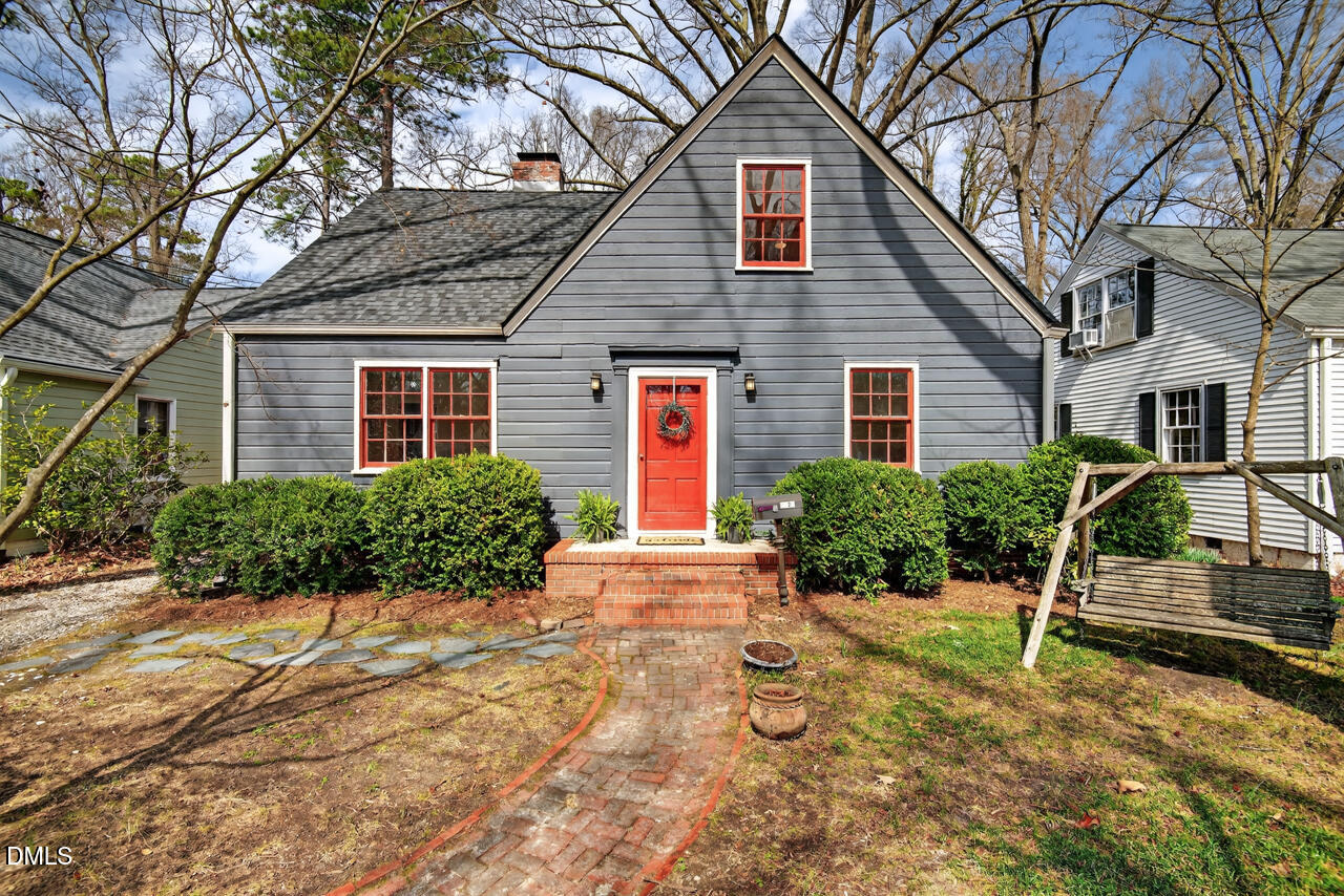 2020 Pershing Street