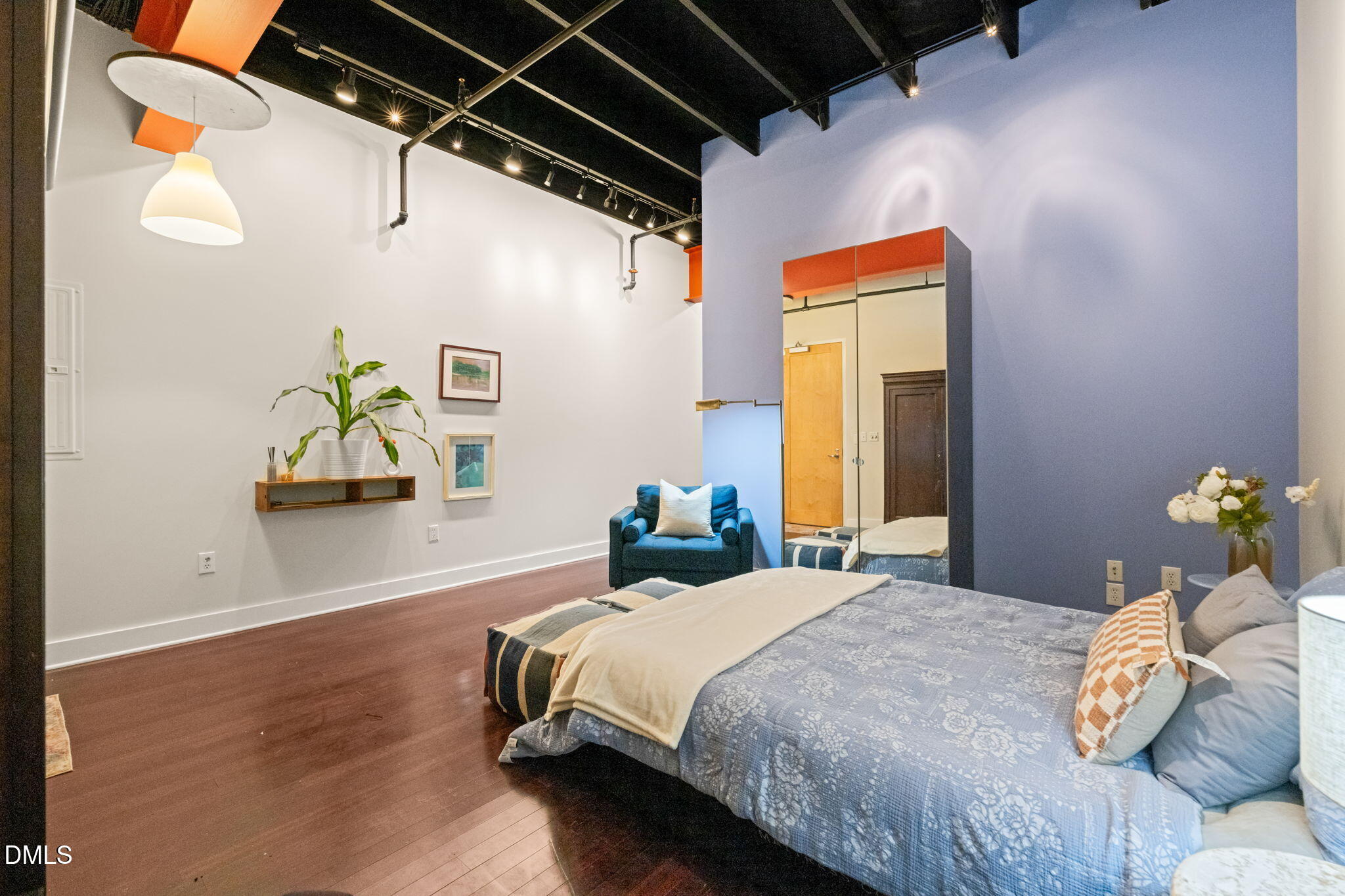 208 Rigsbee Avenue # 206 Unit: #206