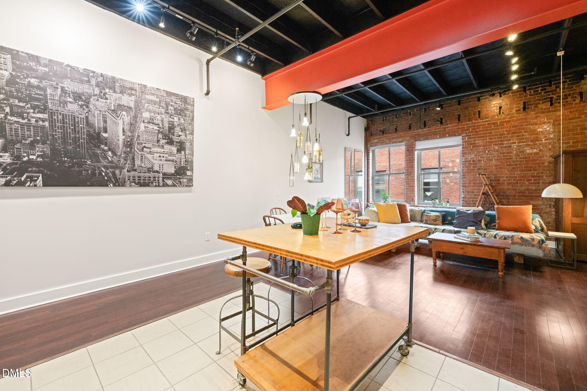 208 Rigsbee Avenue # 206 Unit: #206