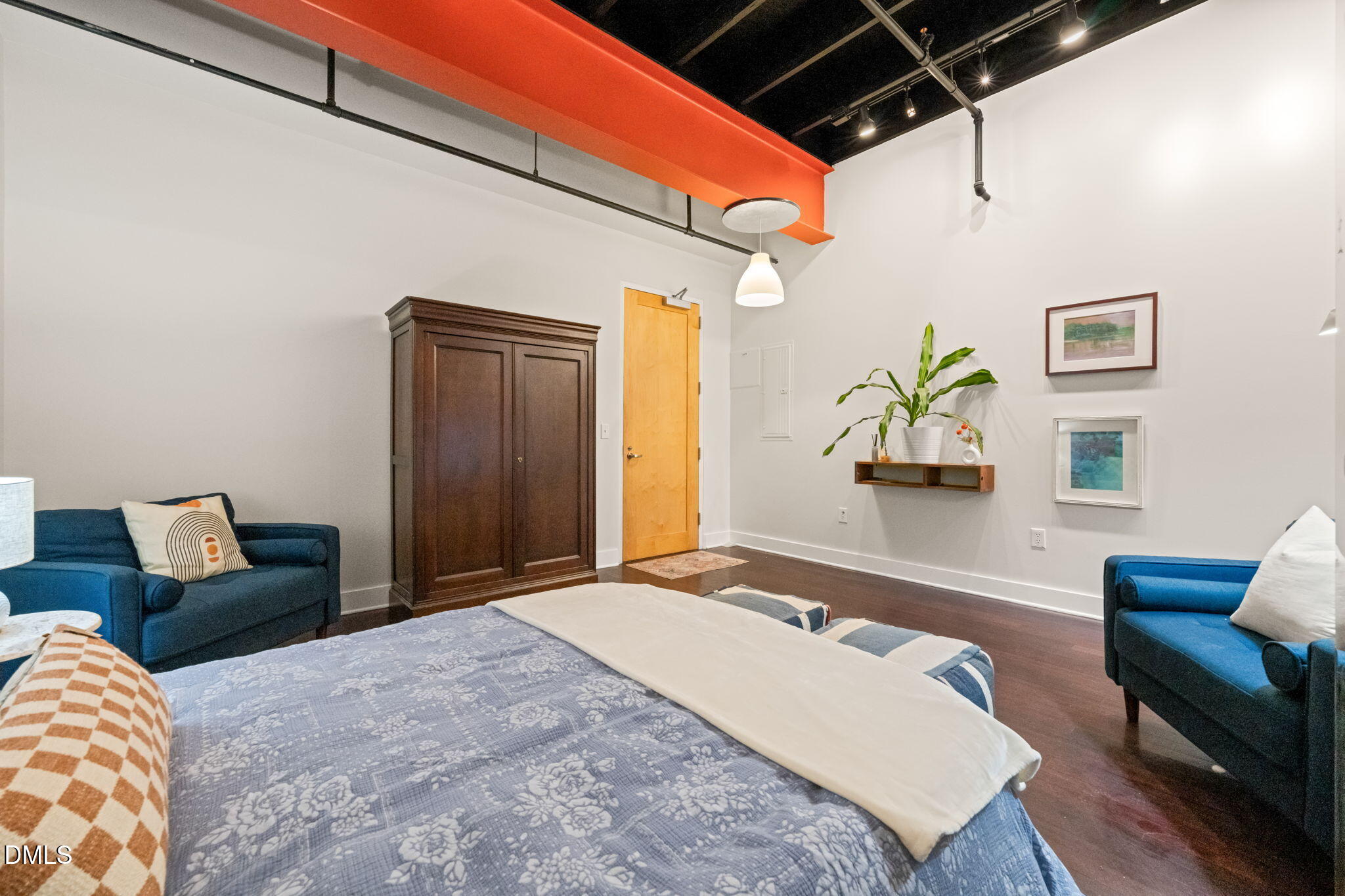 208 Rigsbee Avenue # 206 Unit: #206