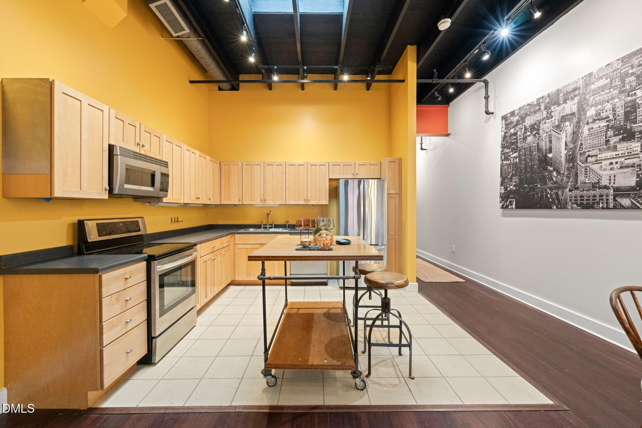 208 Rigsbee Avenue # 206 Unit: #206