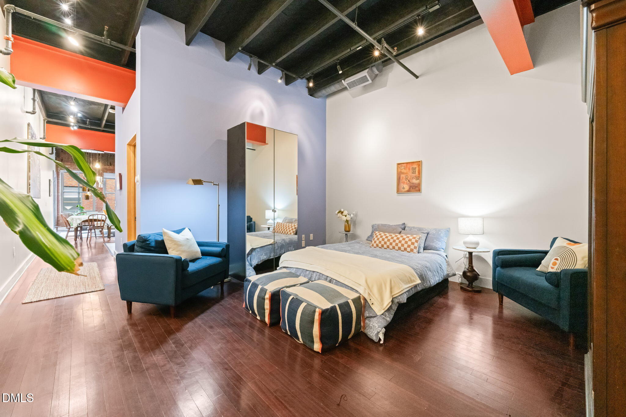 208 Rigsbee Avenue # 206 Unit: #206