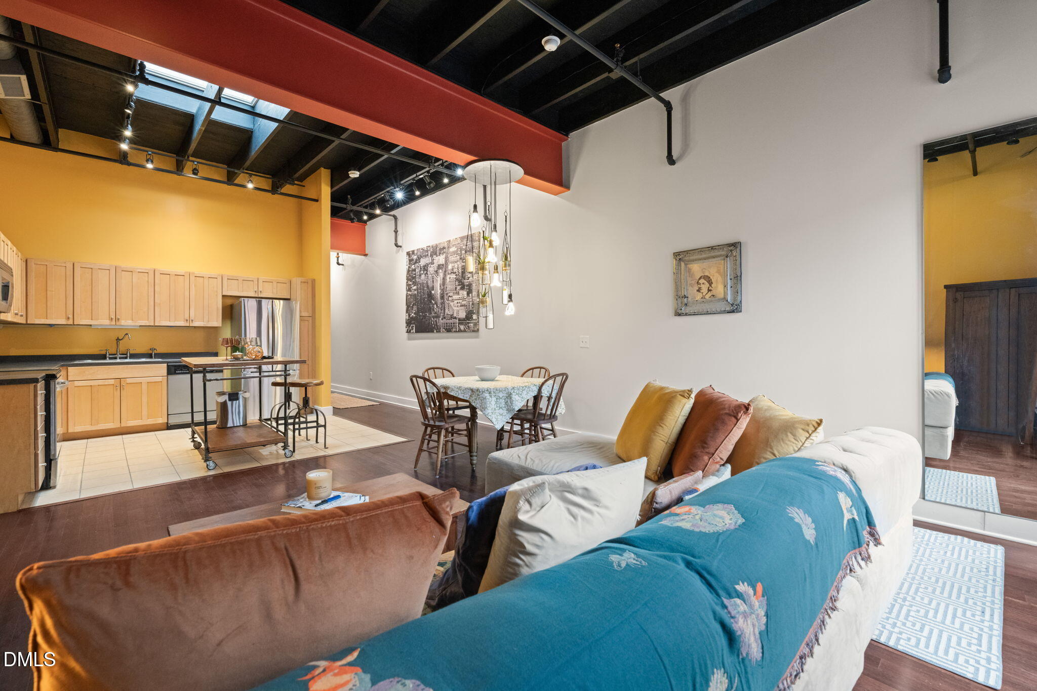 208 Rigsbee Avenue # 206 Unit: #206