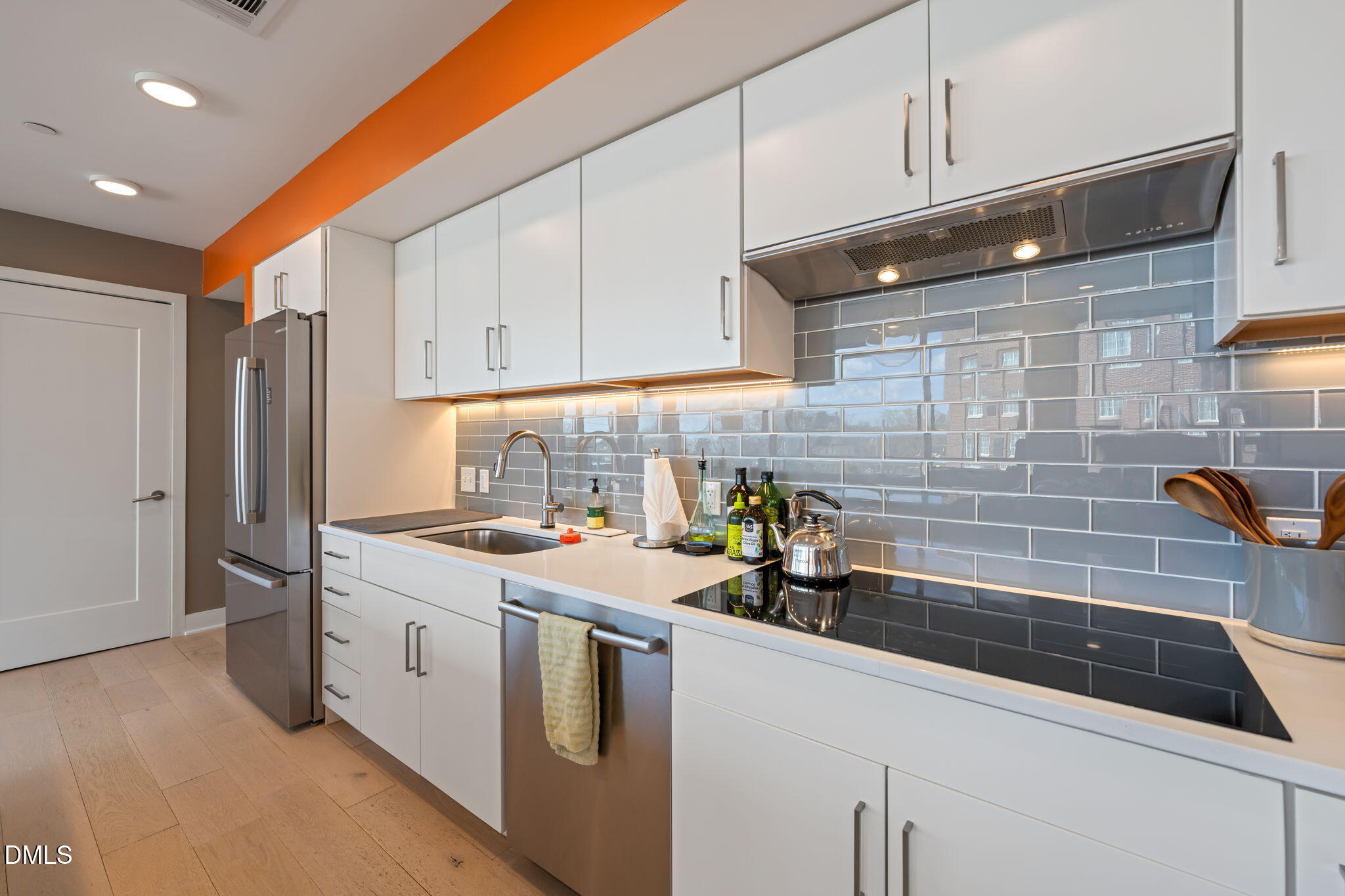 1105 W Main # 303
