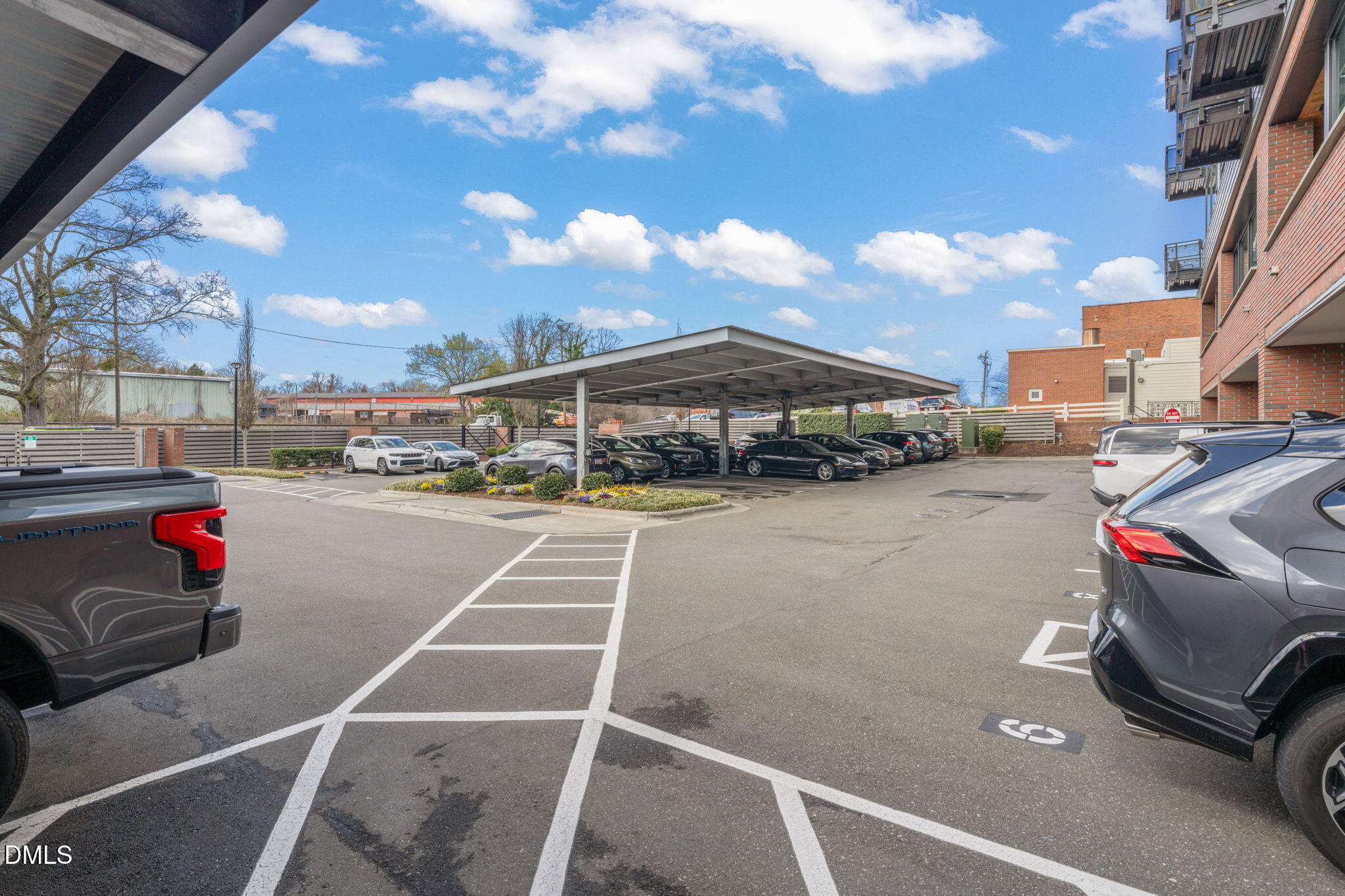 1105 W Main # 303