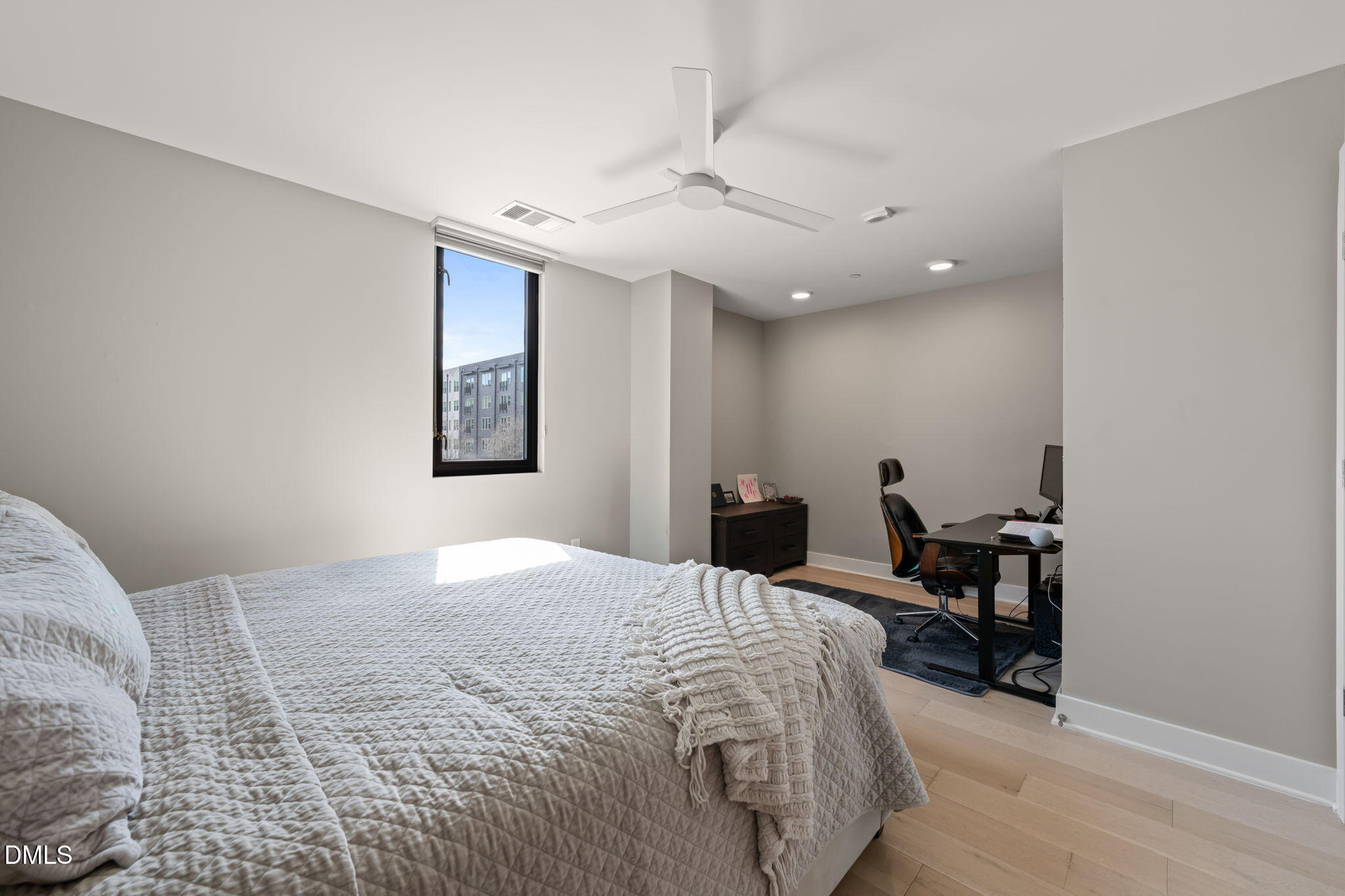 1105 W Main # 303