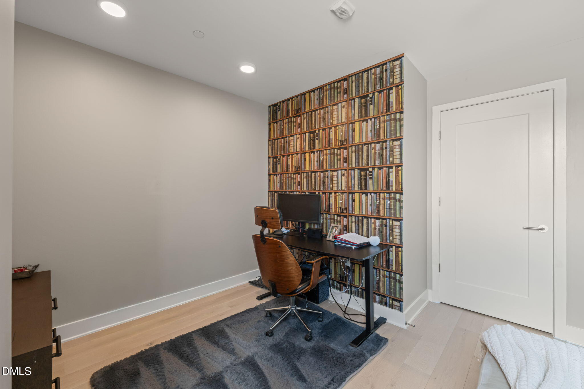 1105 W Main # 303