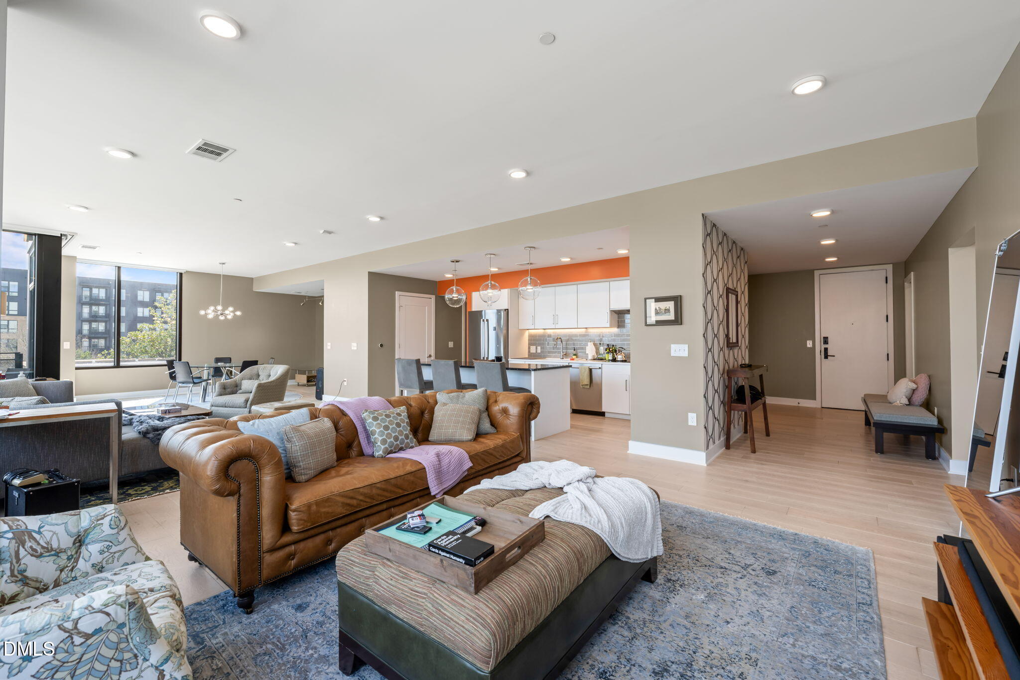 1105 W Main # 303