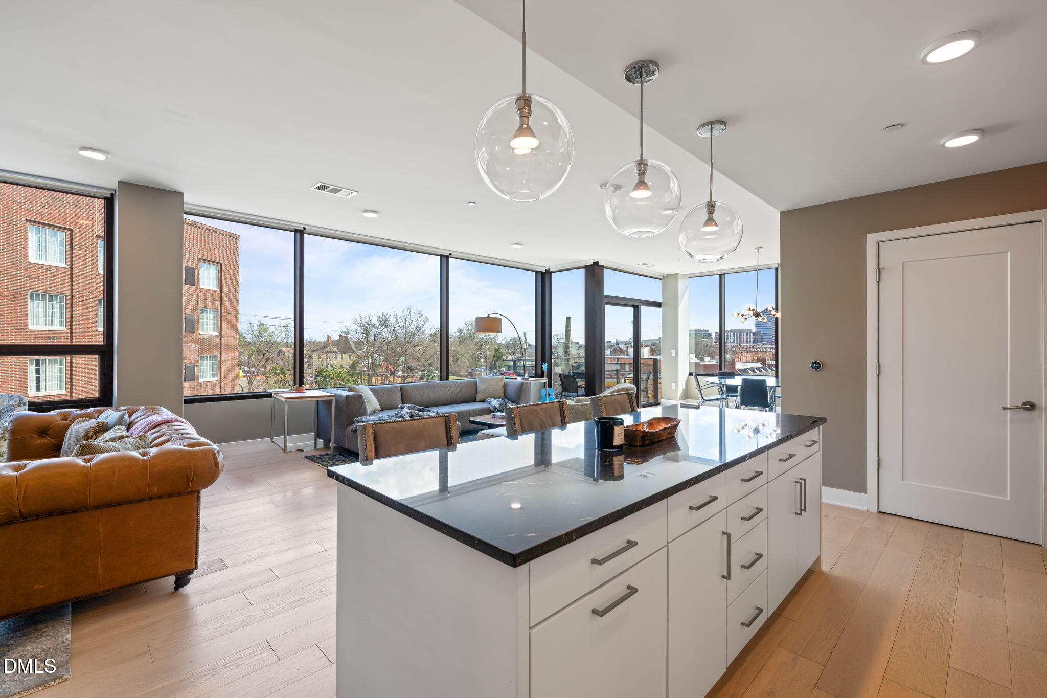 1105 W Main # 303