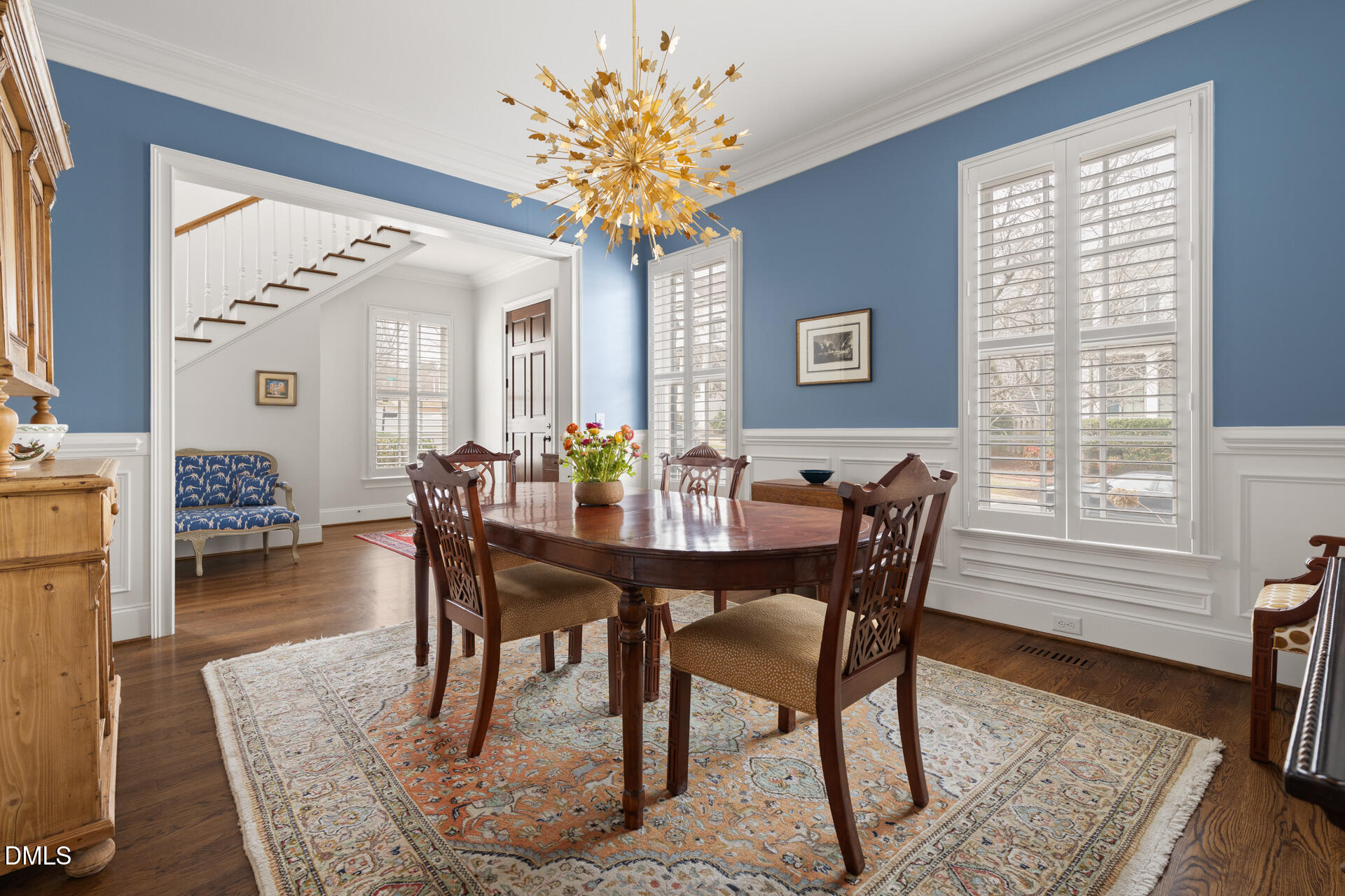 400 E Winmore Avenue