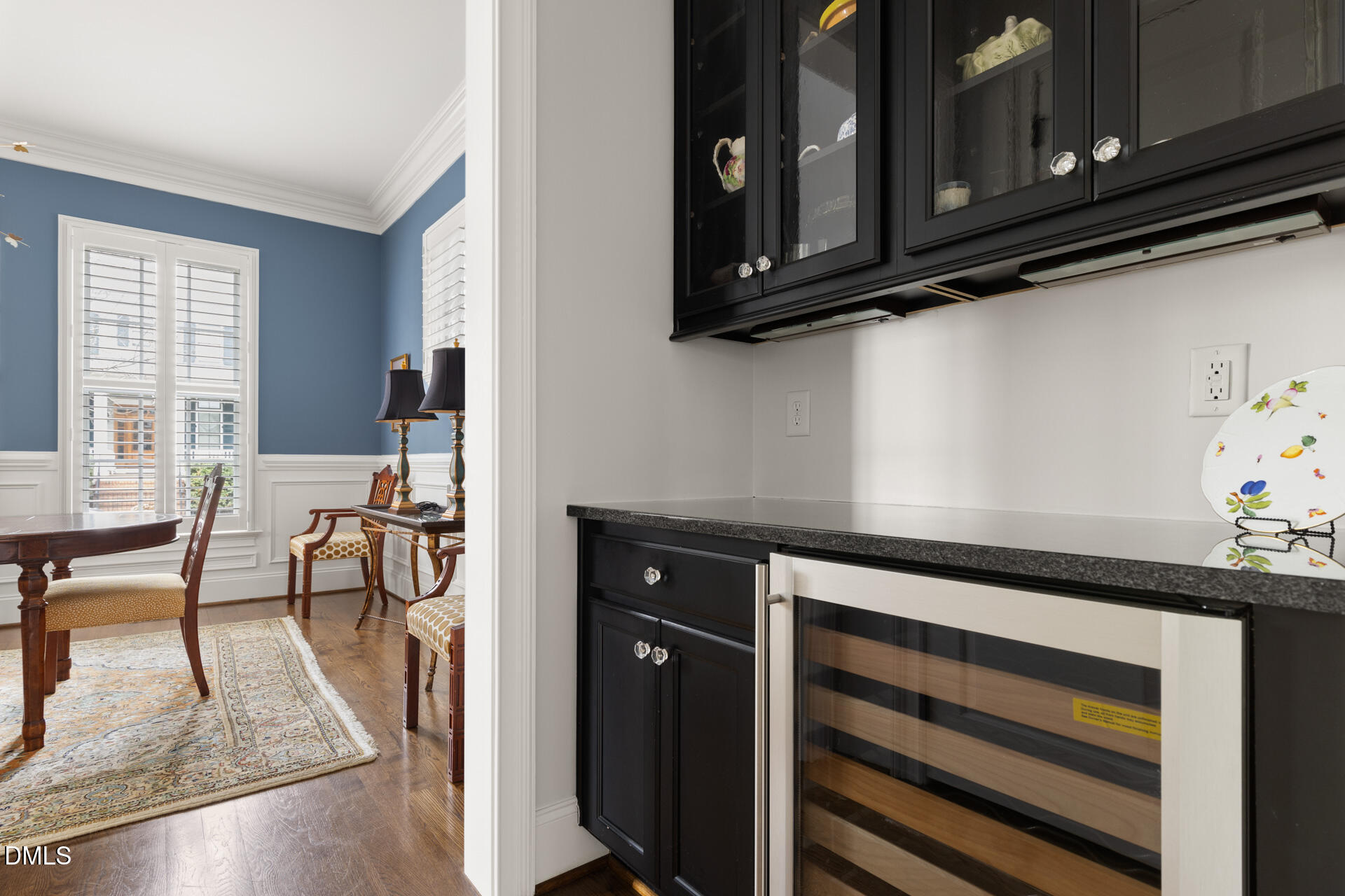 400 E Winmore Avenue