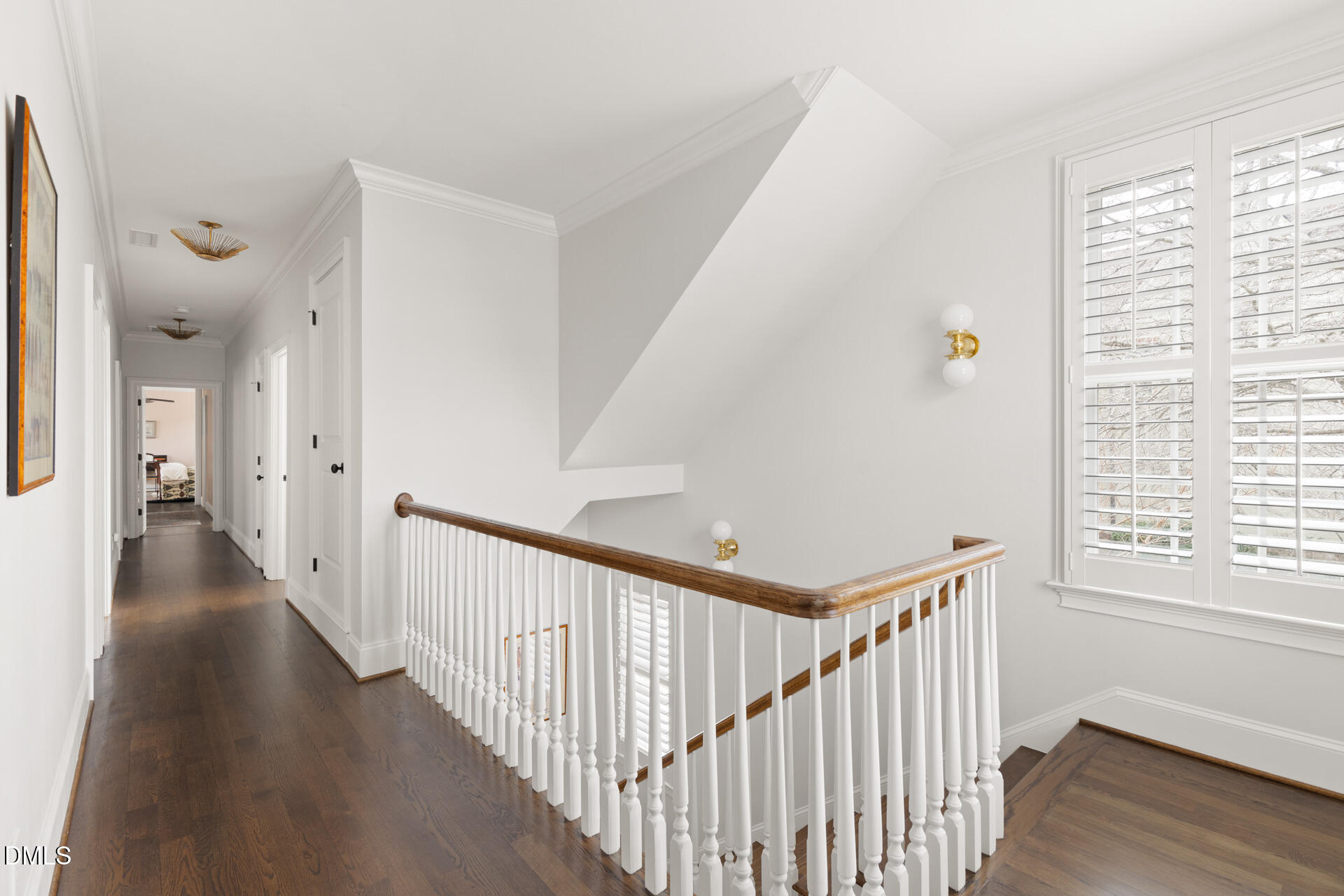 400 E Winmore Avenue