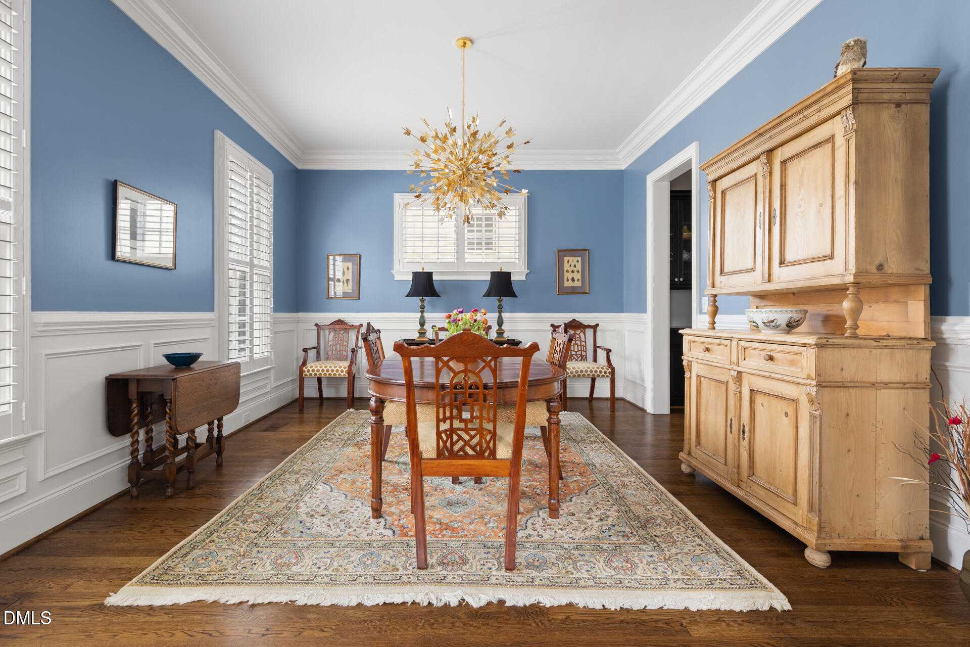 400 E Winmore Avenue