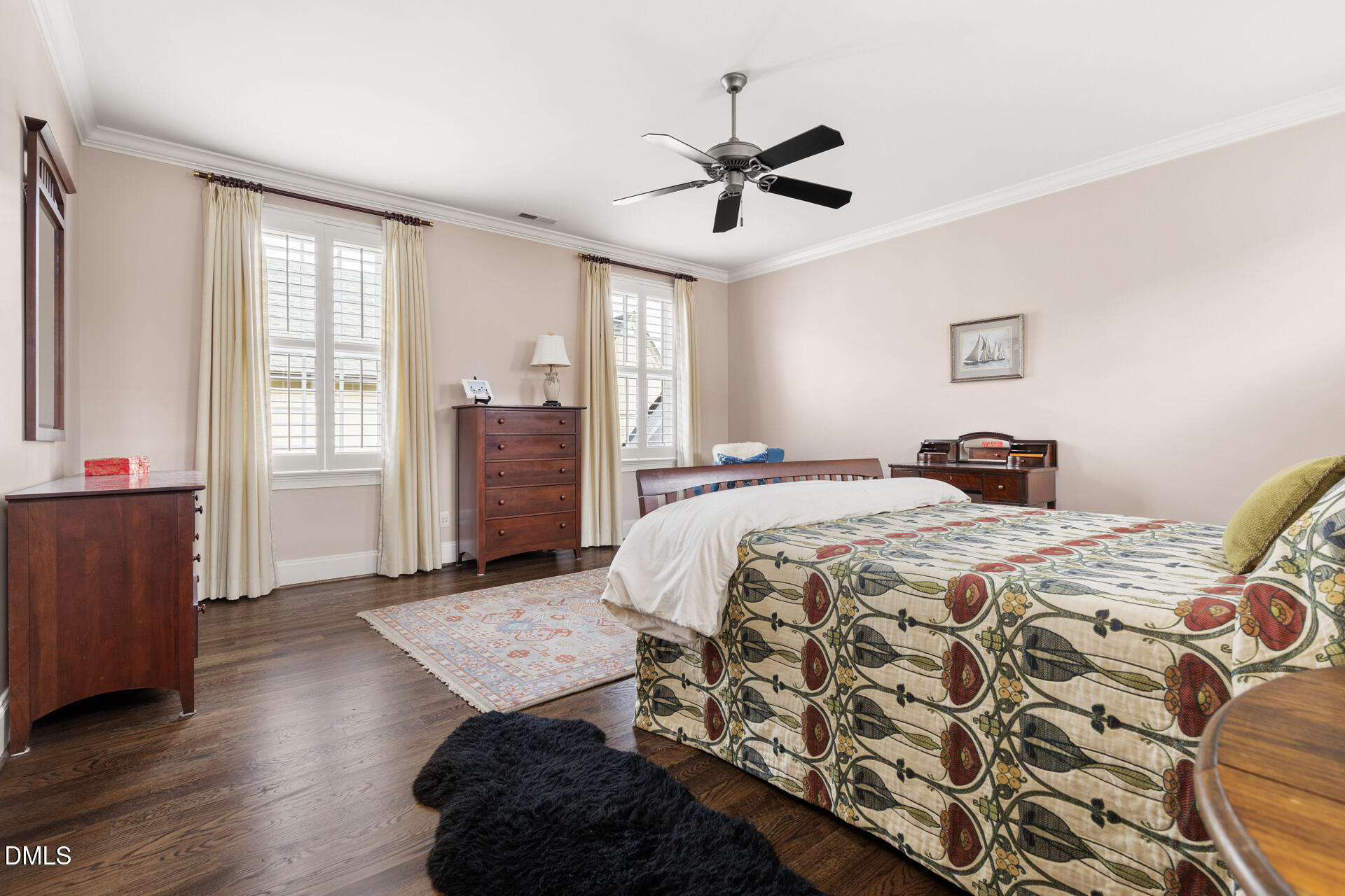 400 E Winmore Avenue