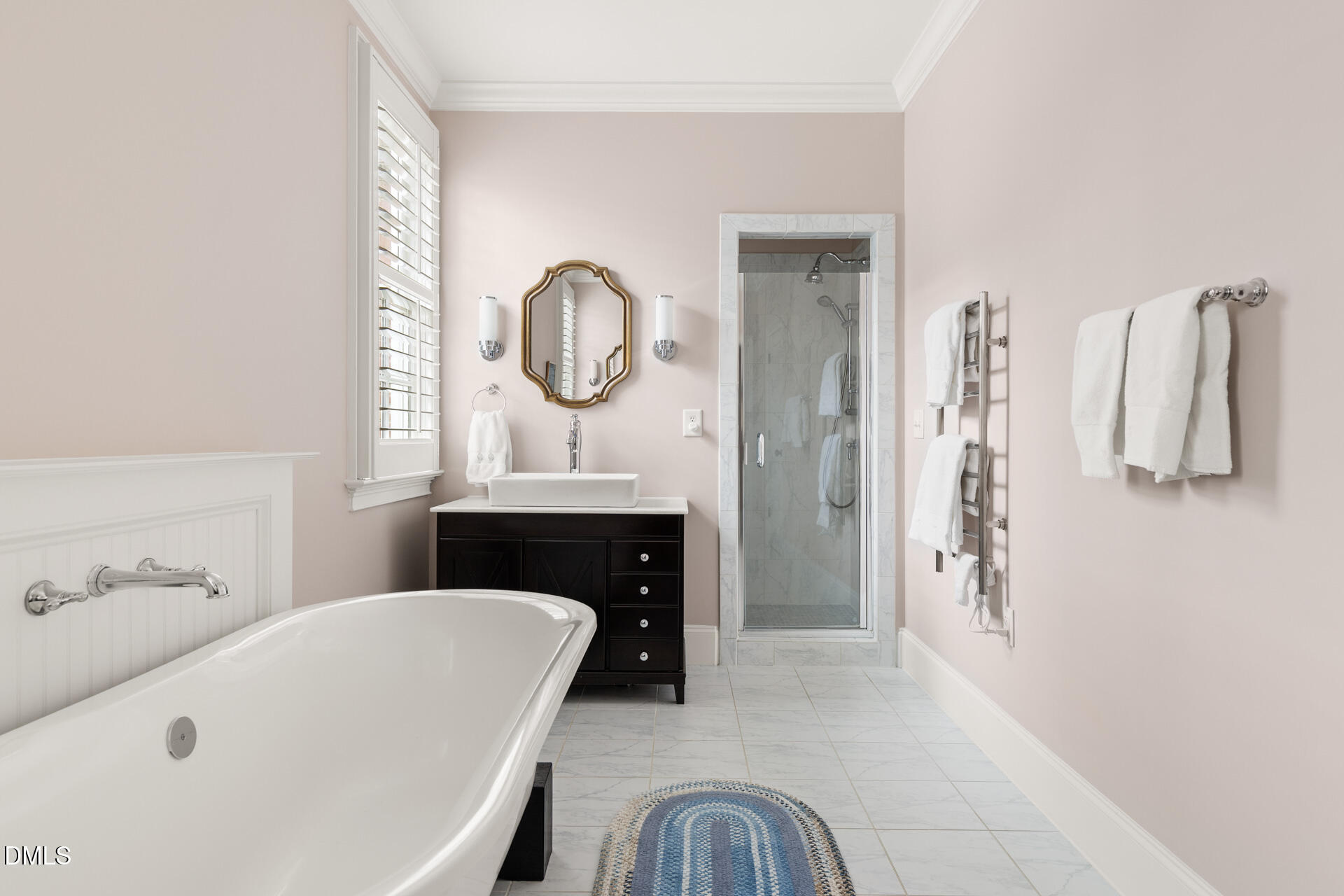 400 E Winmore Avenue