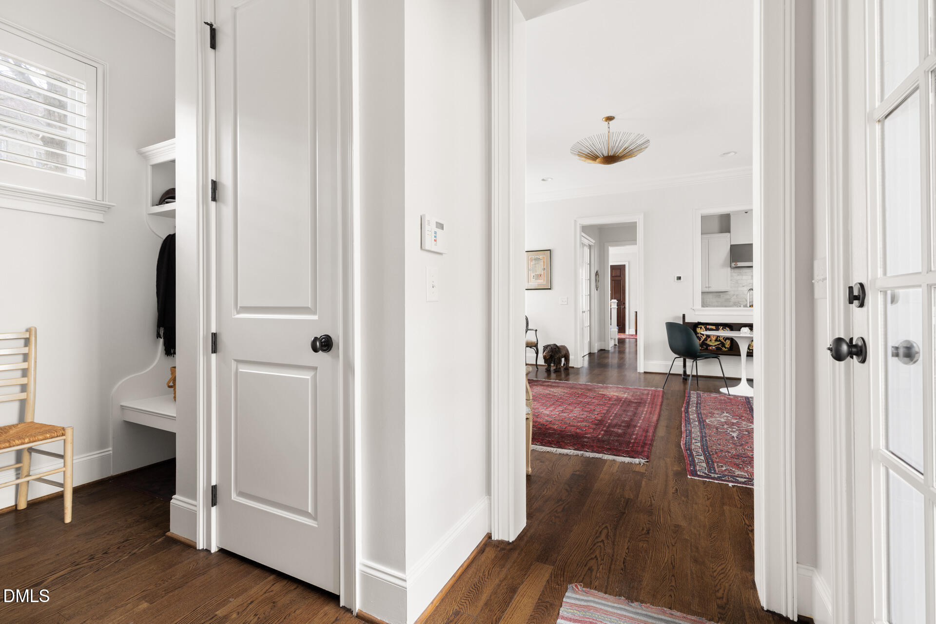 400 E Winmore Avenue