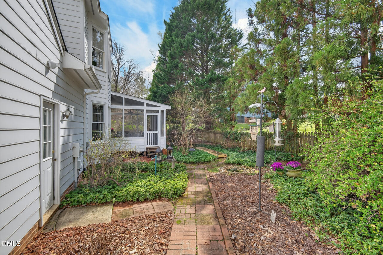 109 S Drawbridge Lane