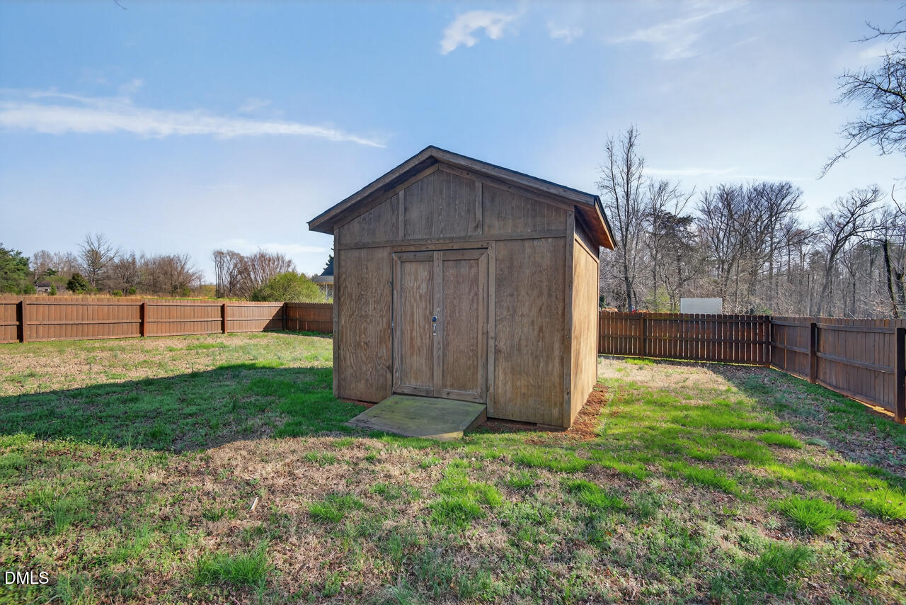 7620 E Washington Street Street