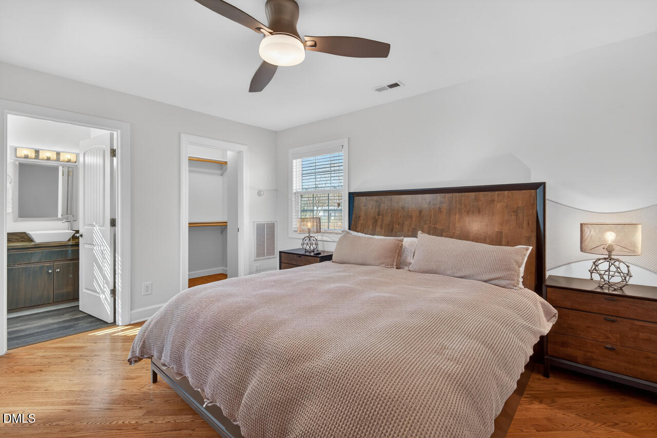 7620 E Washington Street Street