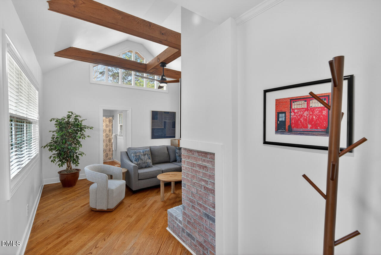 7620 E Washington Street Street