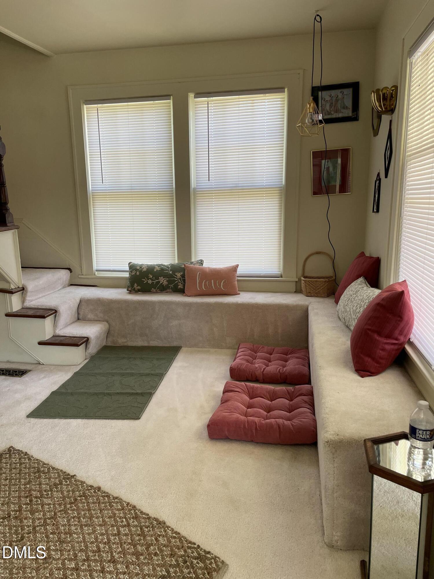 318 W Franklin Street