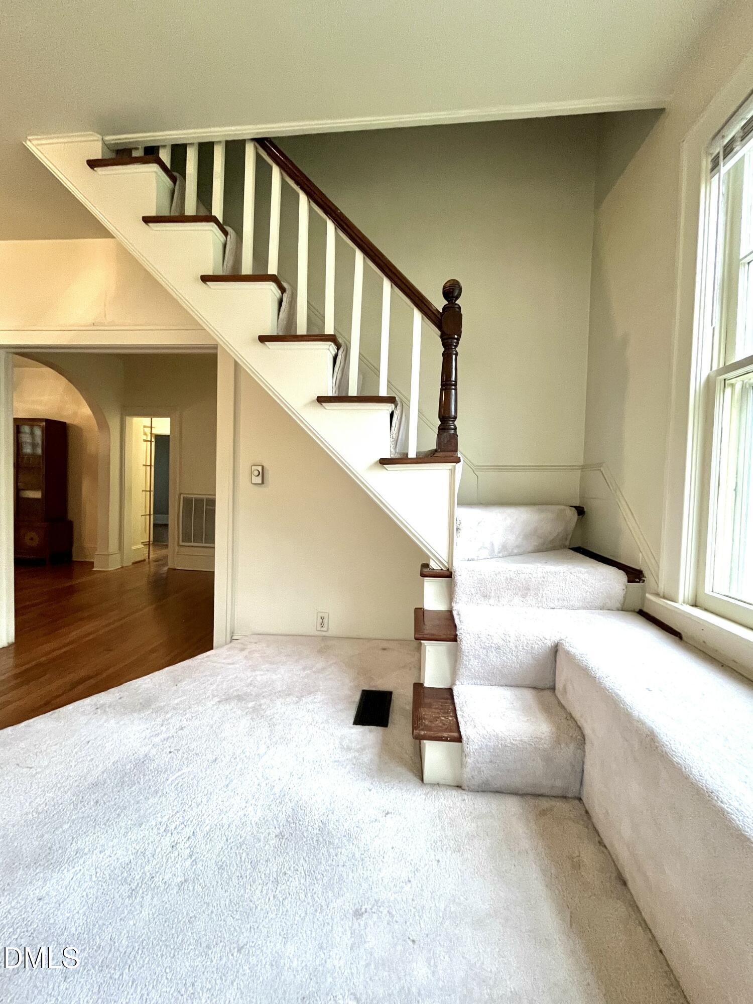 318 W Franklin Street