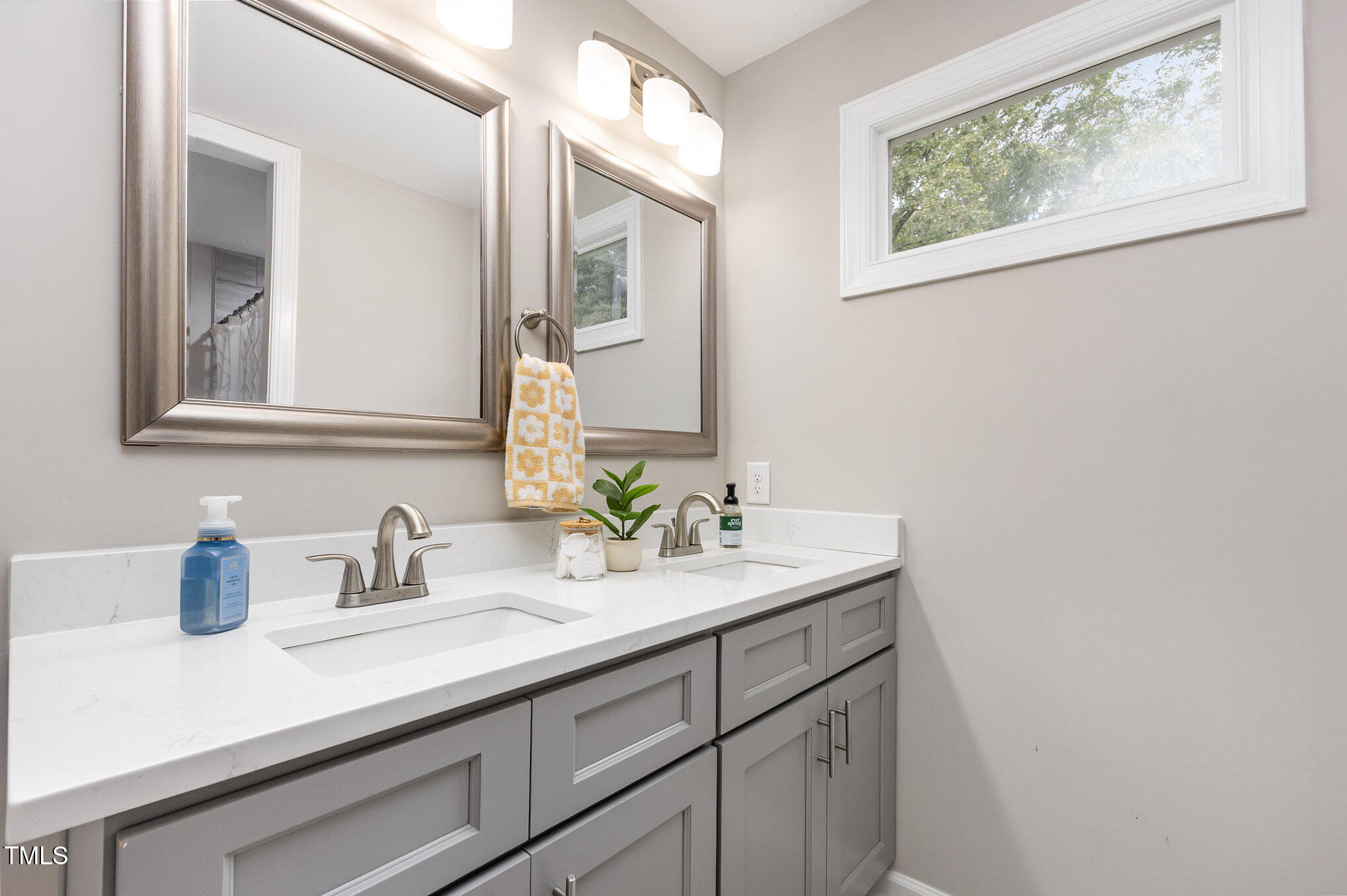 1113 N Driver Street