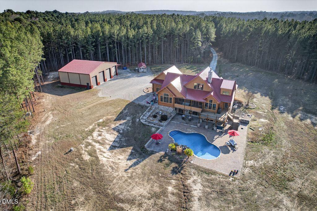 998 Moores Chapel Cemetery Road