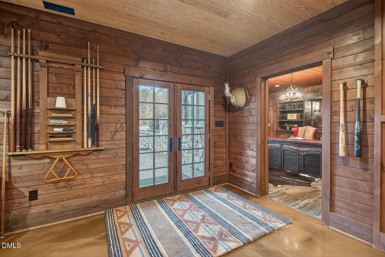 998 Moores Chapel Cemetery Road