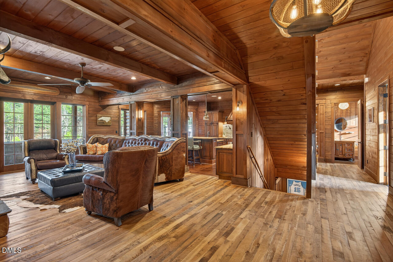 998 Moores Chapel Cemetery Road