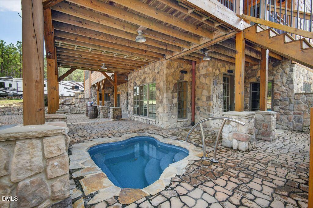 998 Moores Chapel Cemetery Road