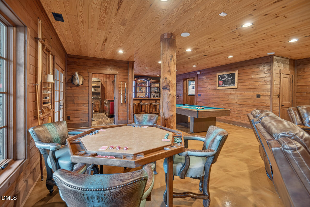 998 Moores Chapel Cemetery Road