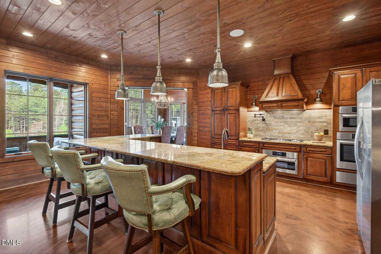 998 Moores Chapel Cemetery Road