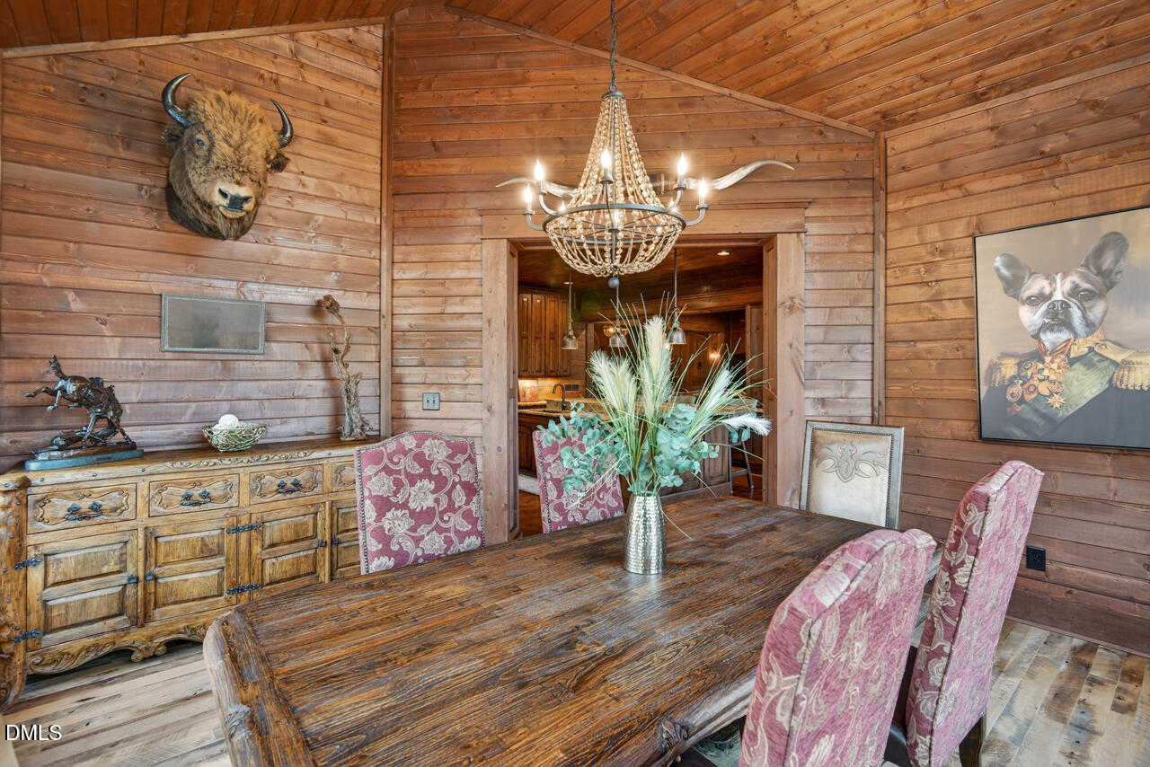 998 Moores Chapel Cemetery Road