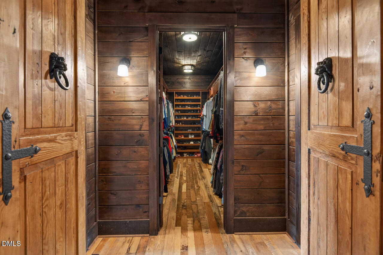 998 Moores Chapel Cemetery Road