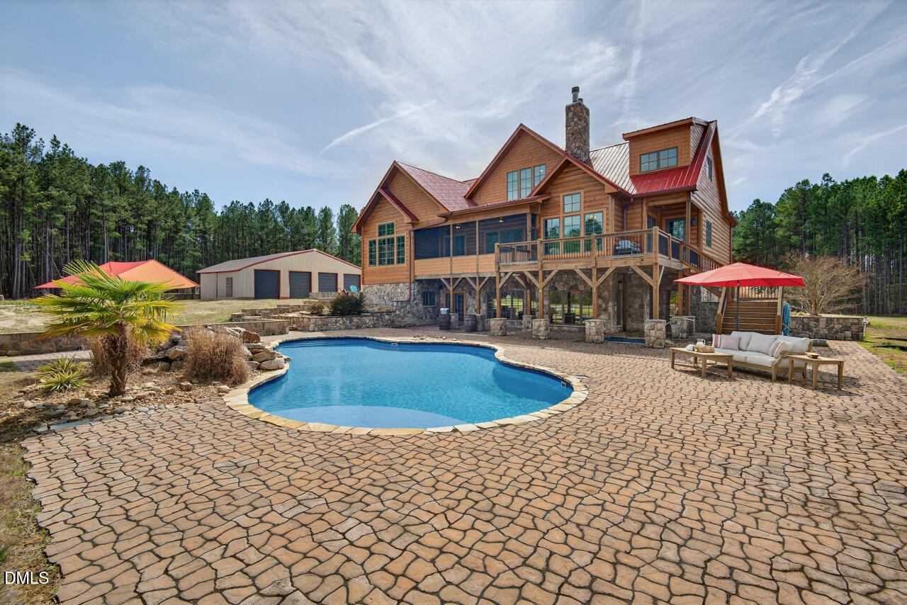 998 Moores Chapel Cemetery Road