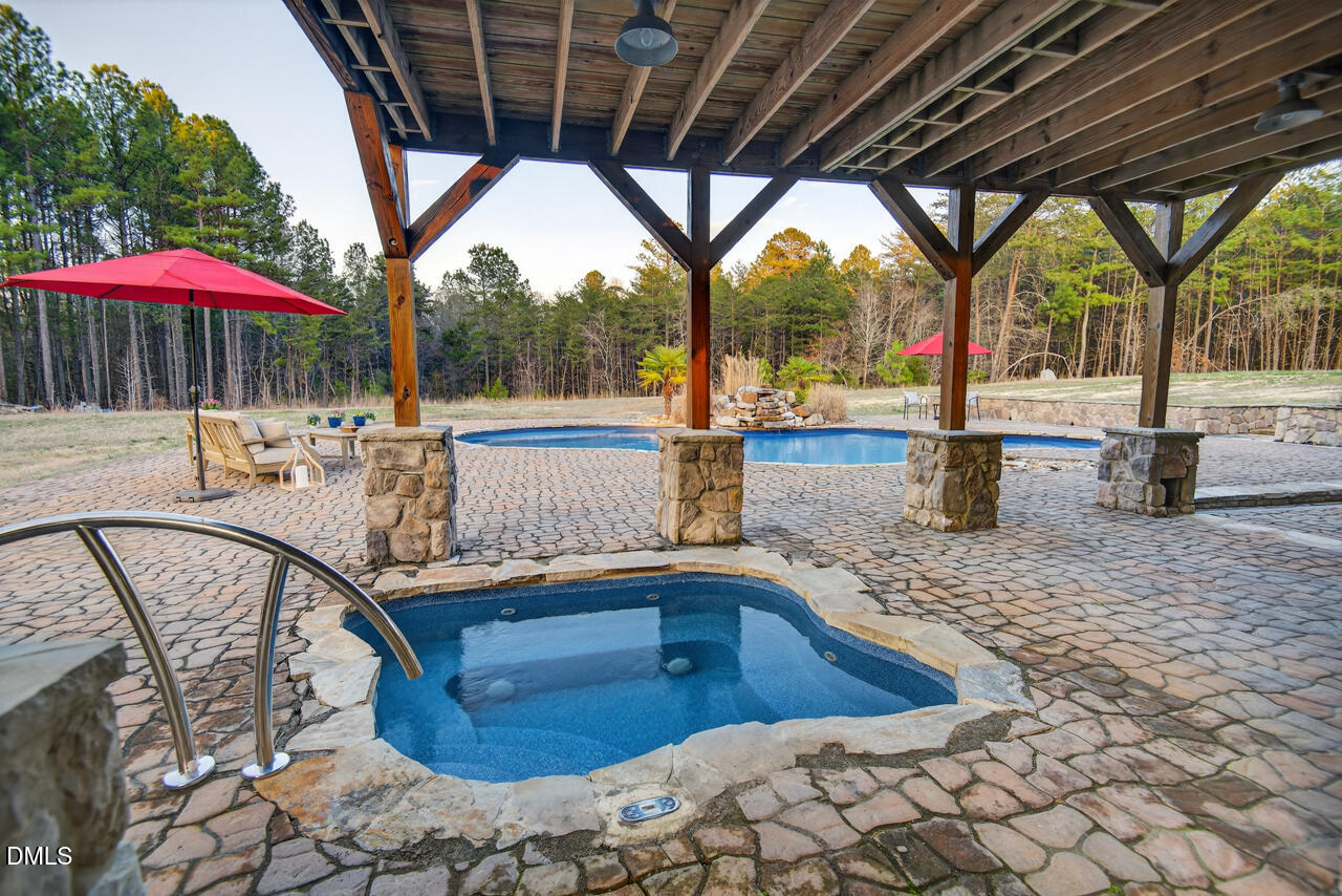 998 Moores Chapel Cemetery Road