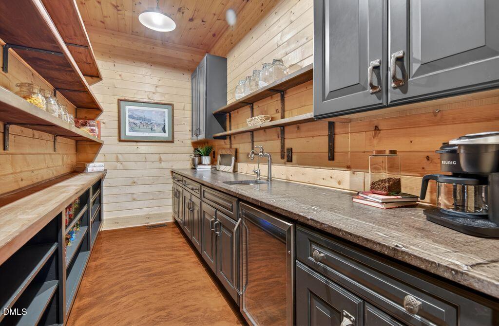 998 Moores Chapel Cemetery Road