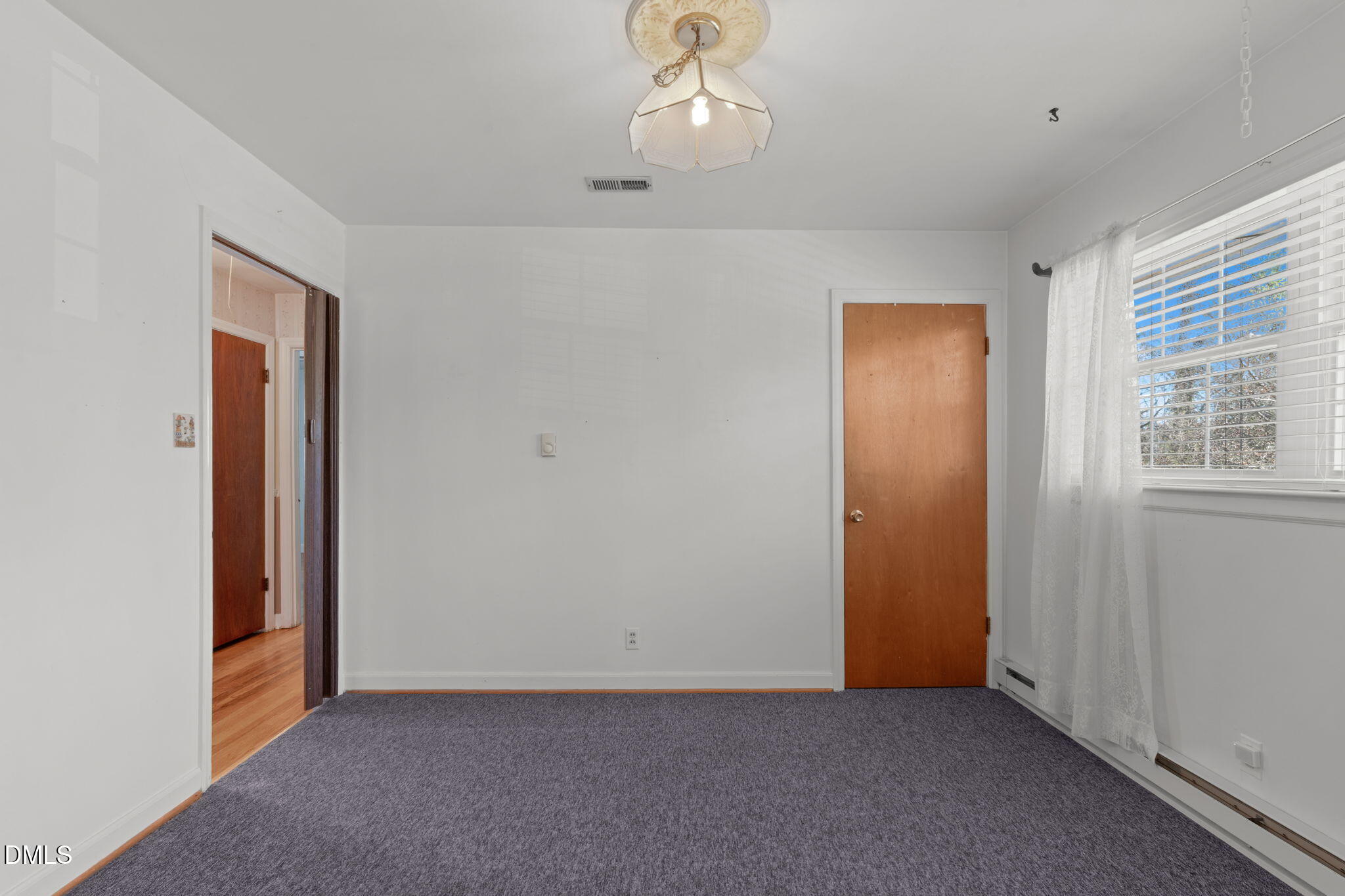 617 E Maynard Avenue