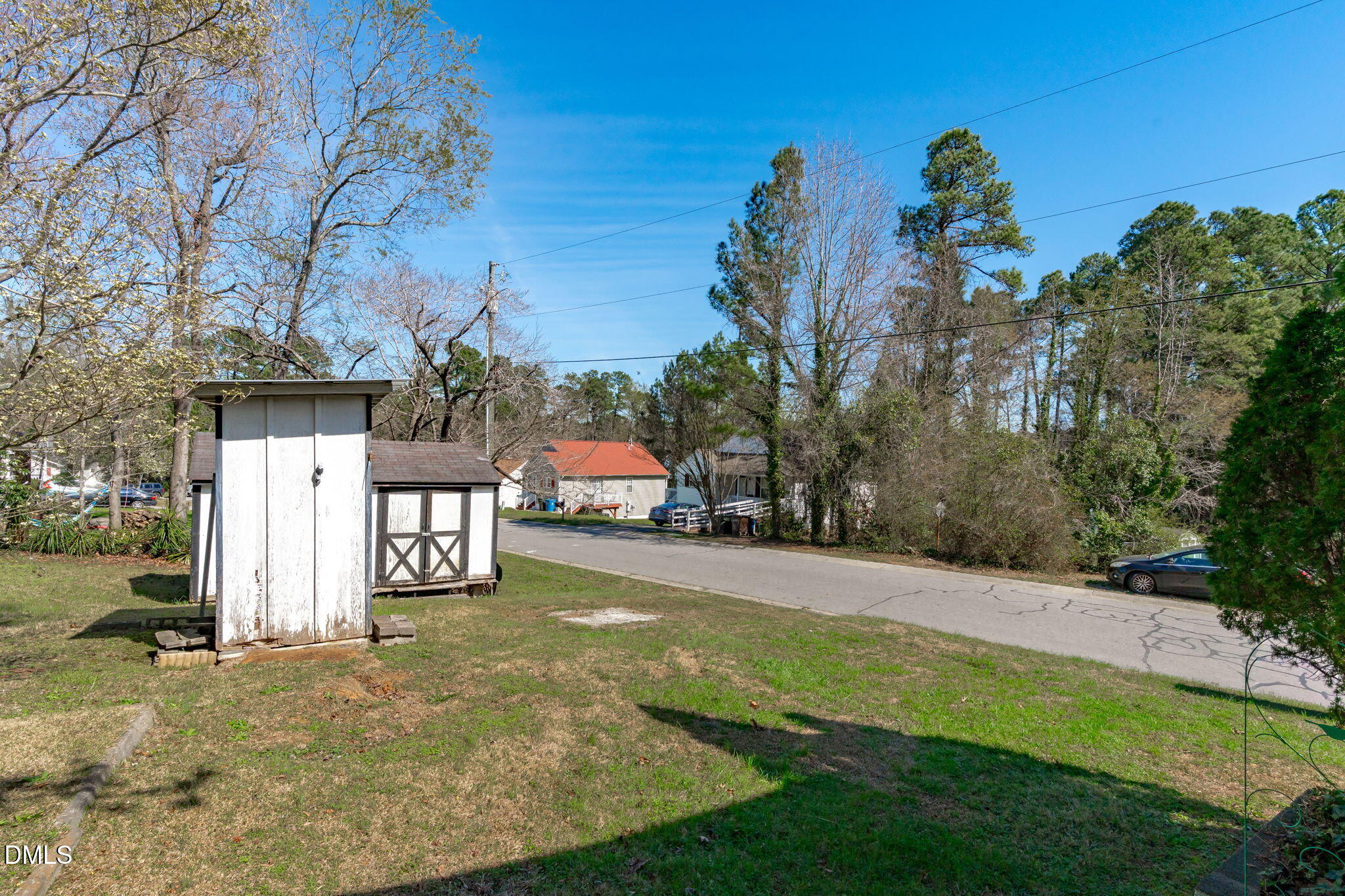 617 E Maynard Avenue