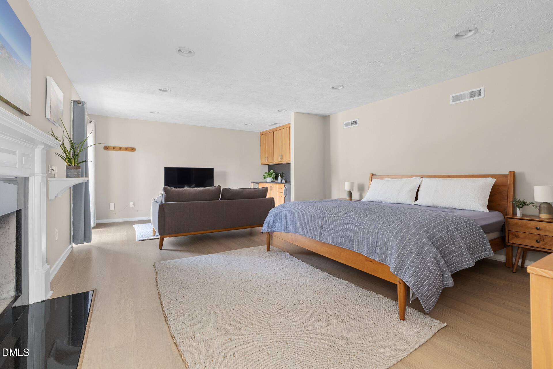 353 Tenney Circle