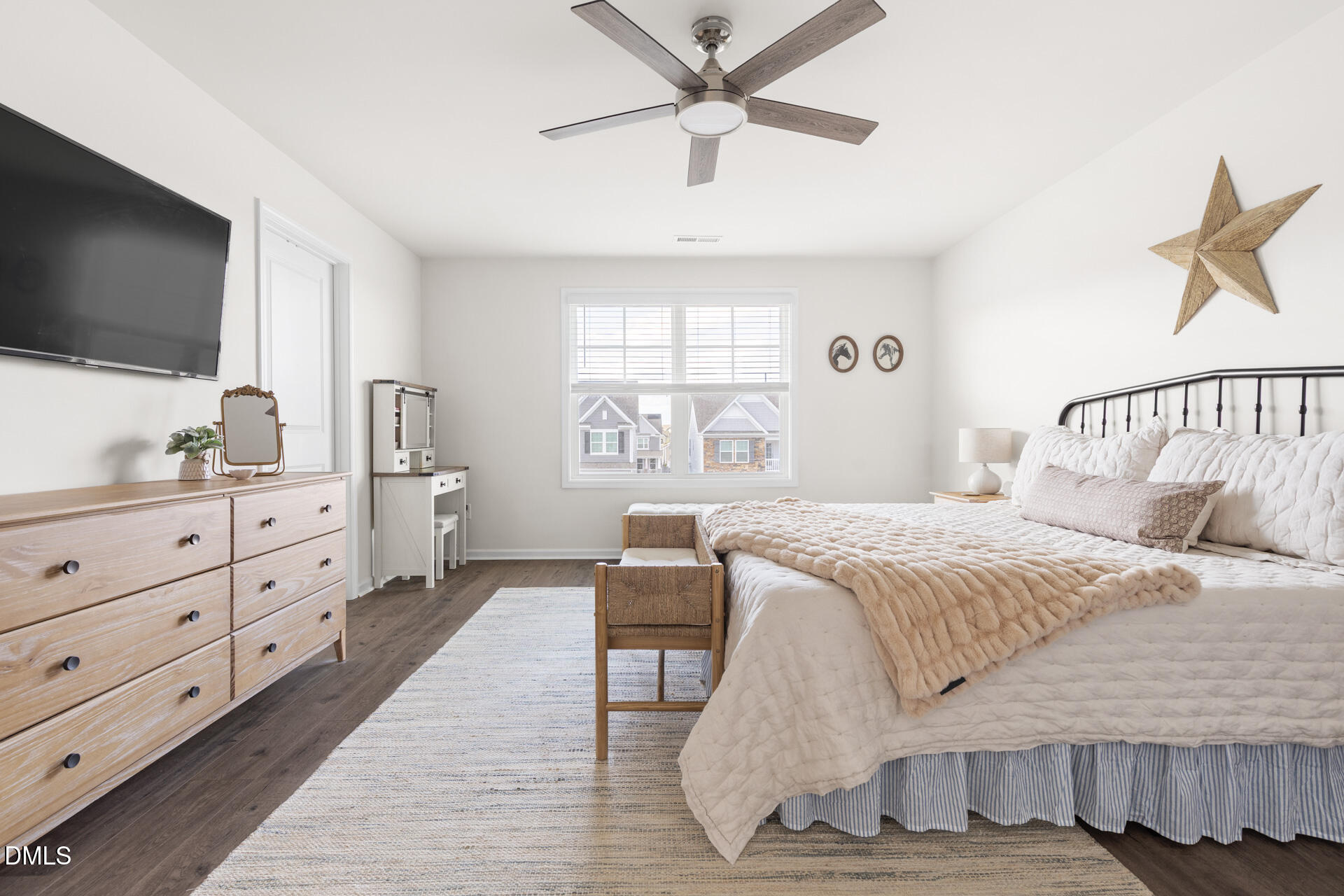 824 James J Freeland Memorial Drive