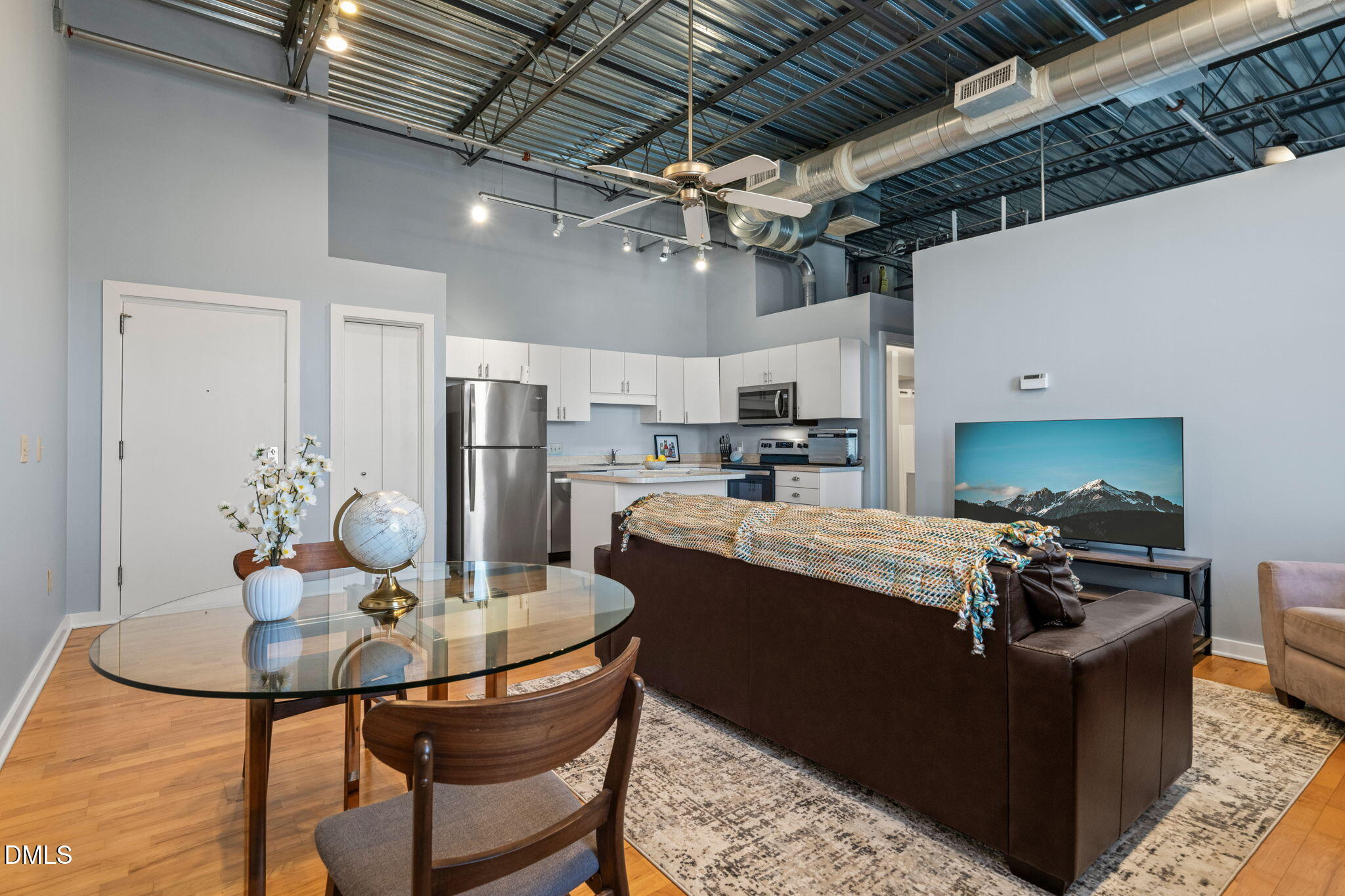 700 Market Street Unit 215